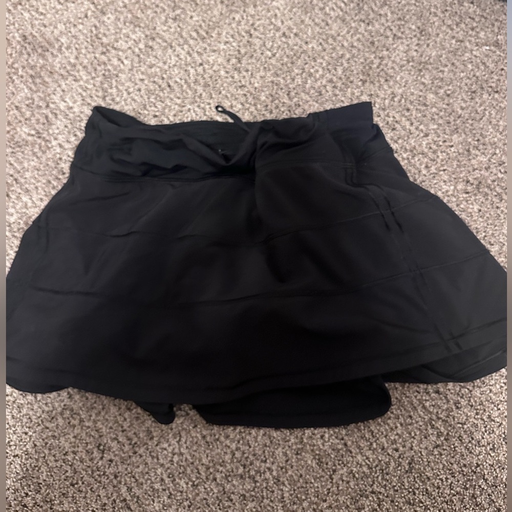 Black lululemon skirt